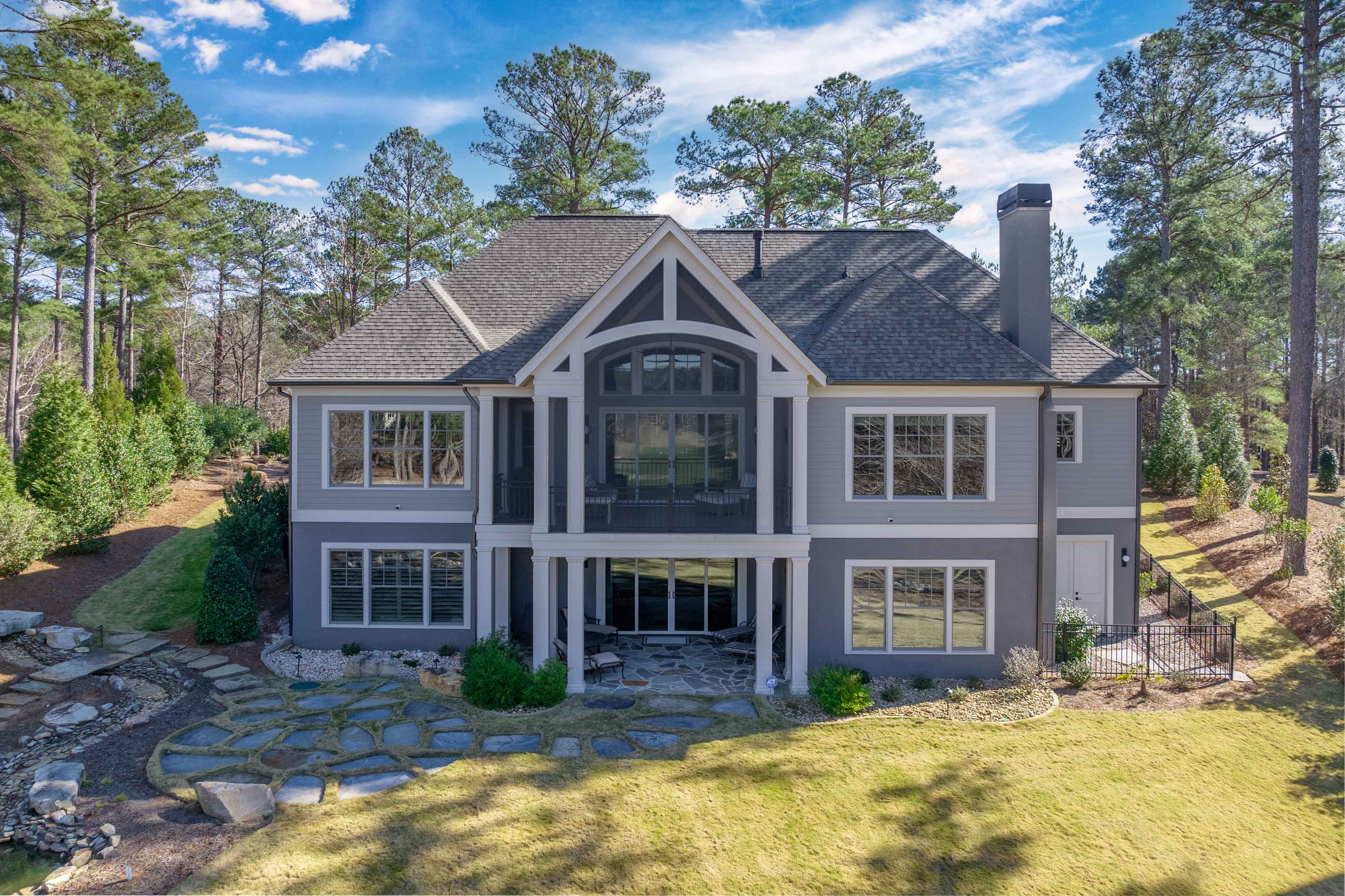 2661 Parrott's Pointe Road image 2